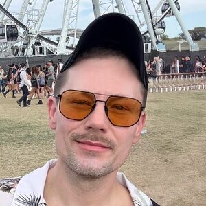 Meet your Posher, Eric